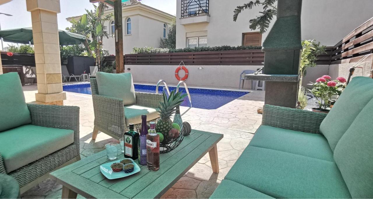 Great Villa Maria Paralimni Luaran gambar