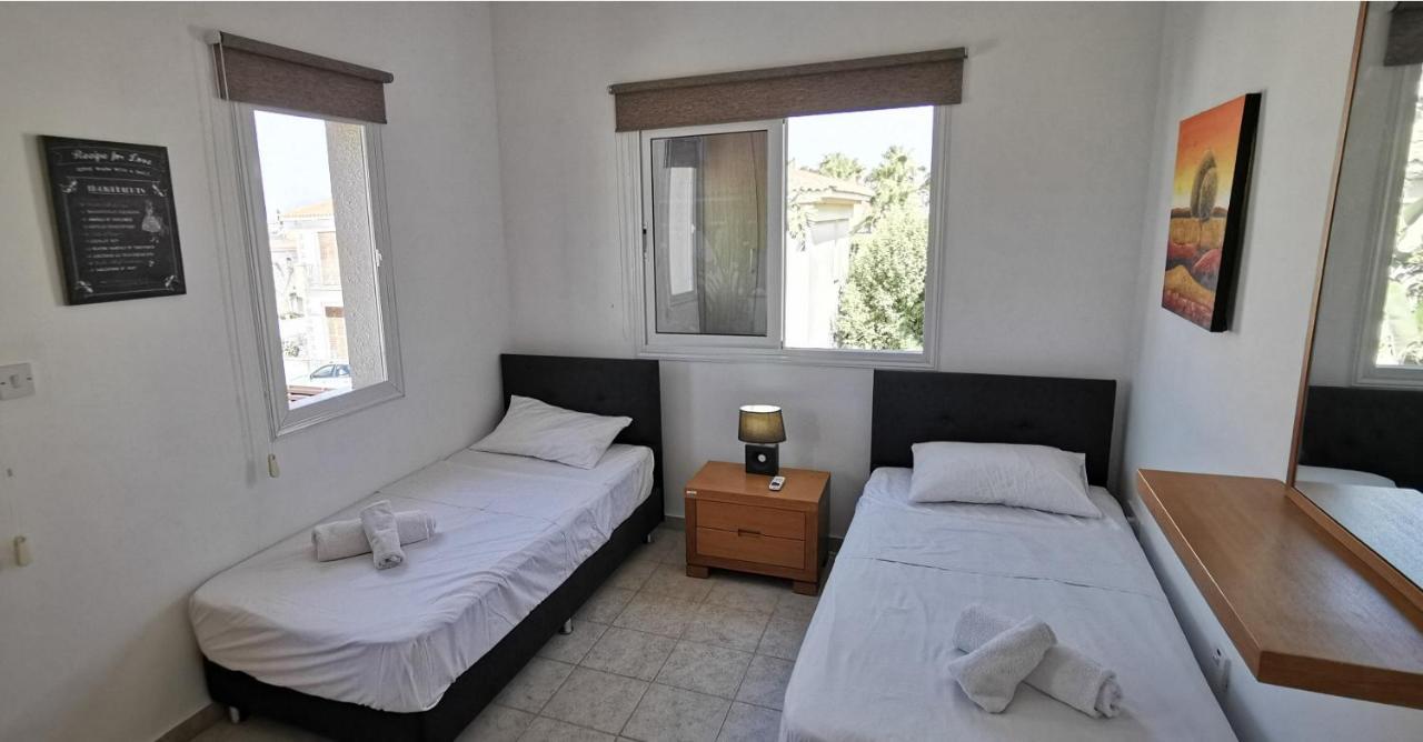 Great Villa Maria Paralimni Luaran gambar